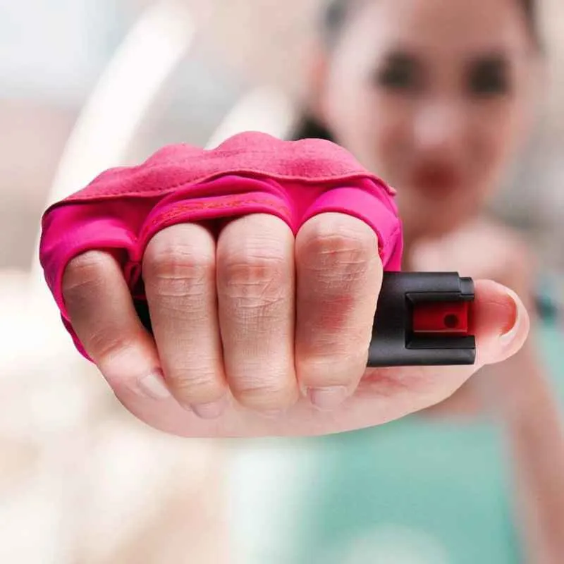 Active Lifestyle Jogging InstaFire Xtreme Pepper Spray & Knuckle Sleeve