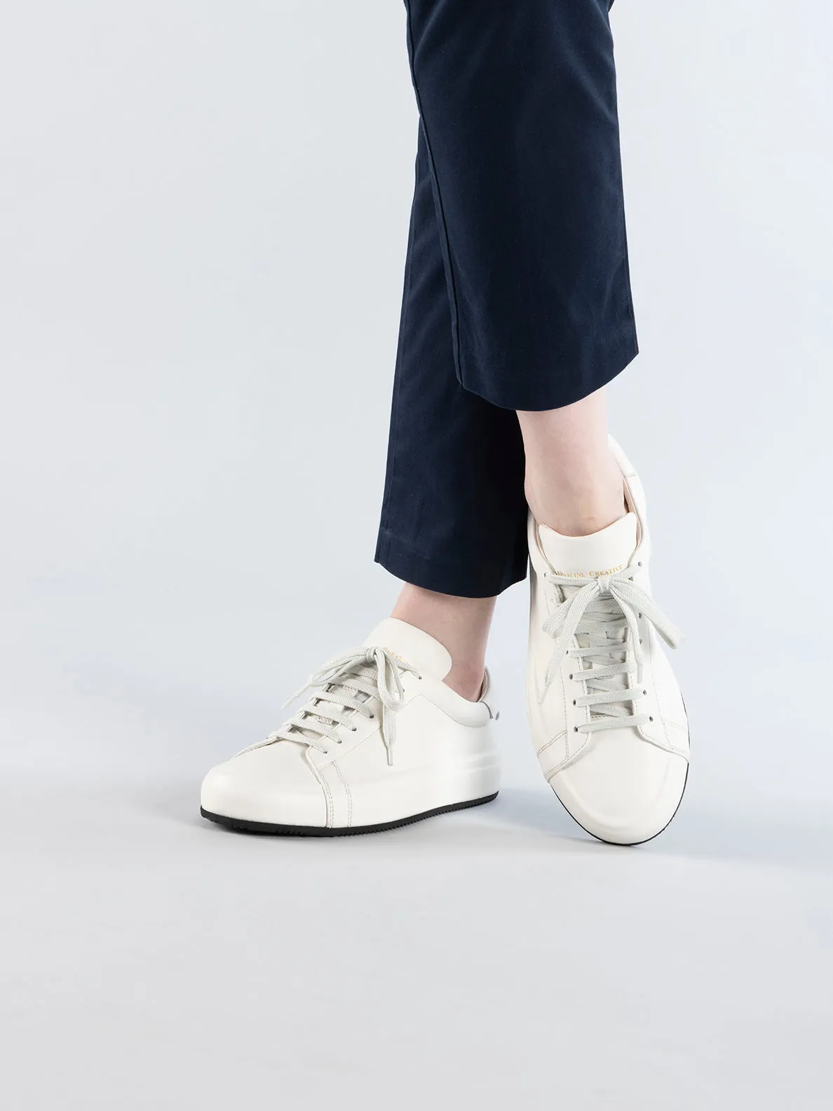 EASY 101 - White Leather Low Top Sneakers