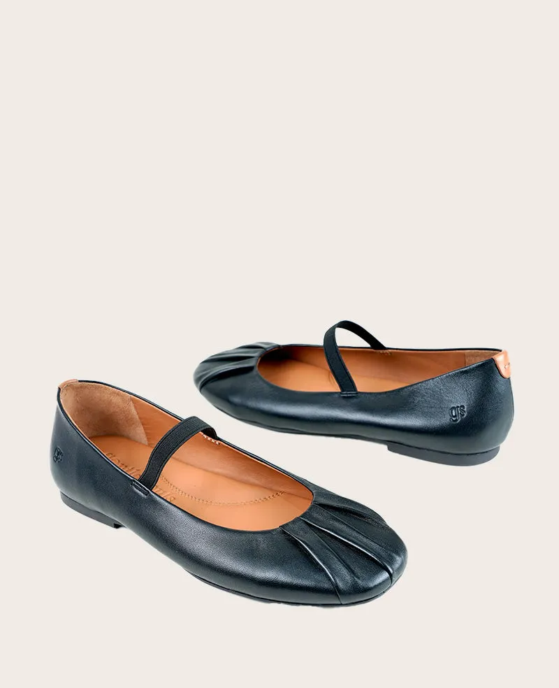 GENTLE SOULS -  Walden Leather Pleated Toe Mary Jane Flat