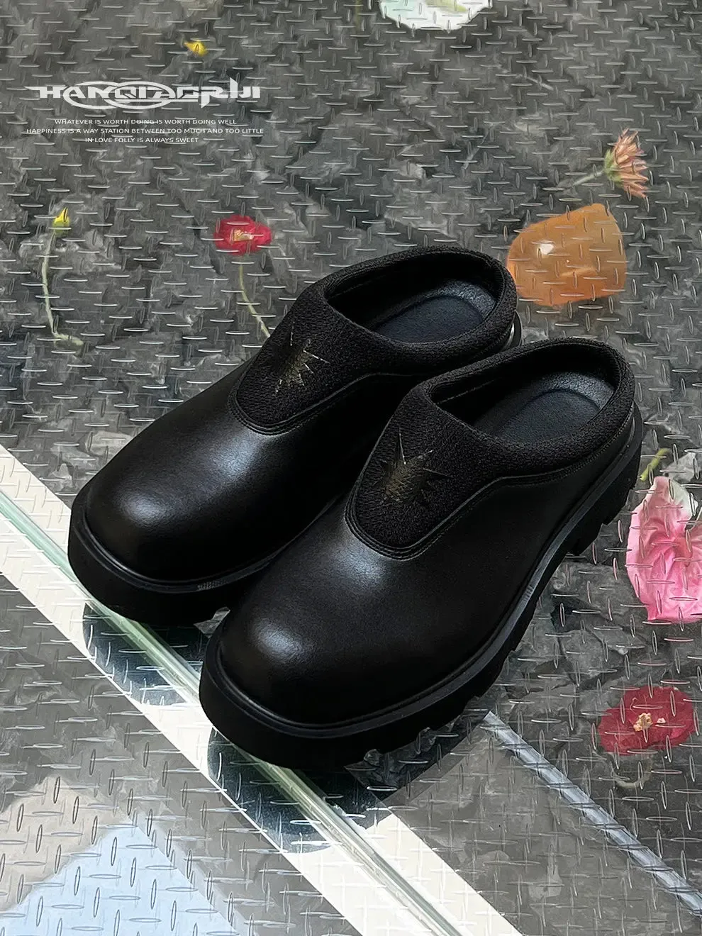 【New】Black Half Platform Shoes