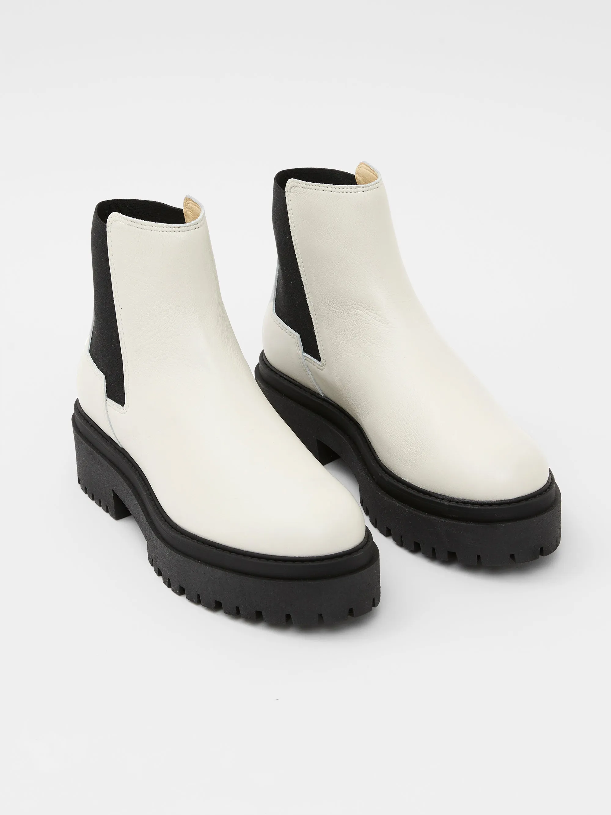 Olana Chelsea Boots